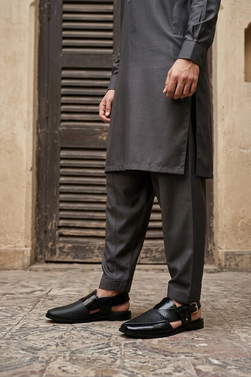Black Textured Peshawari Chappal 0141108