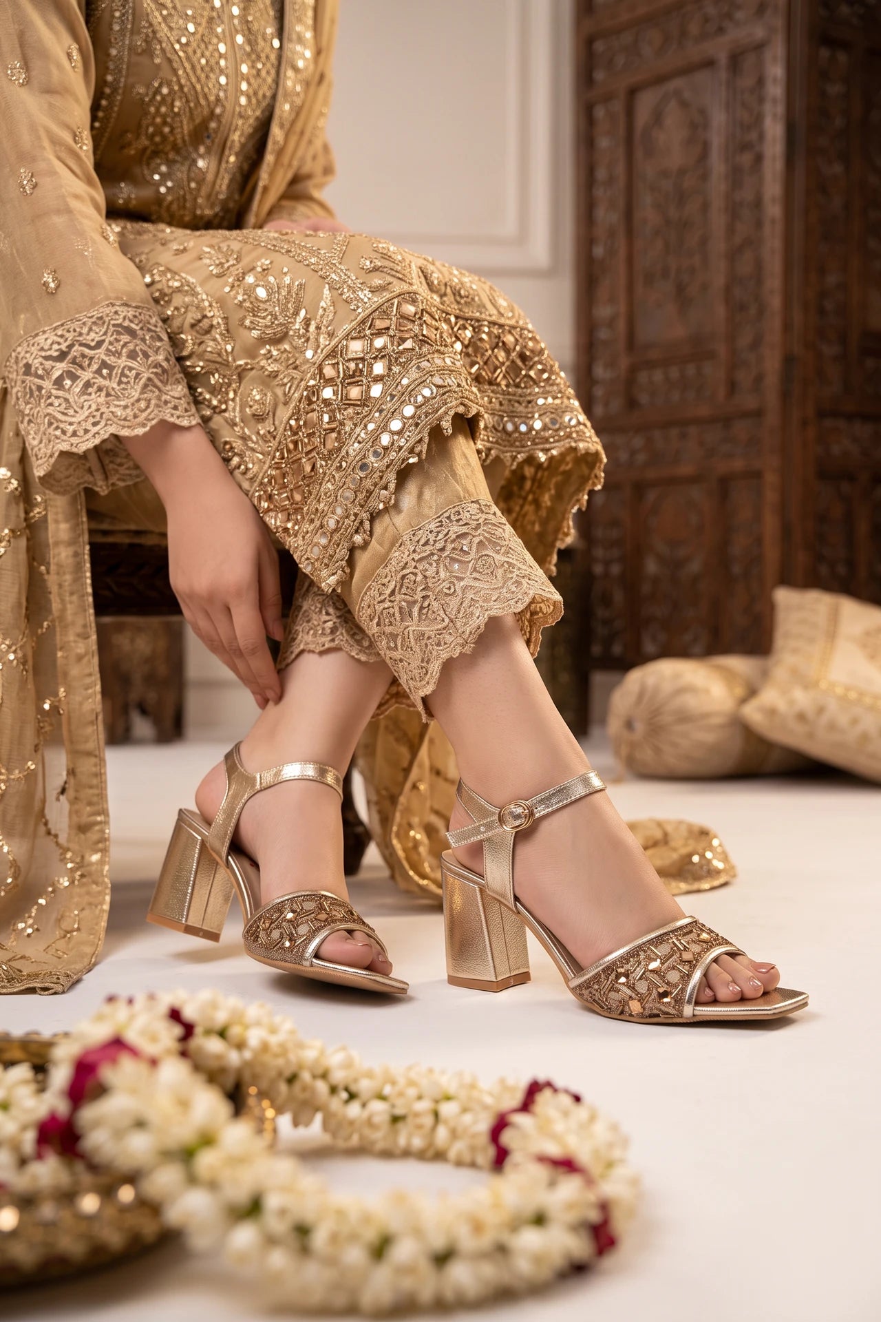 Bridal Sandal Golden 0421696