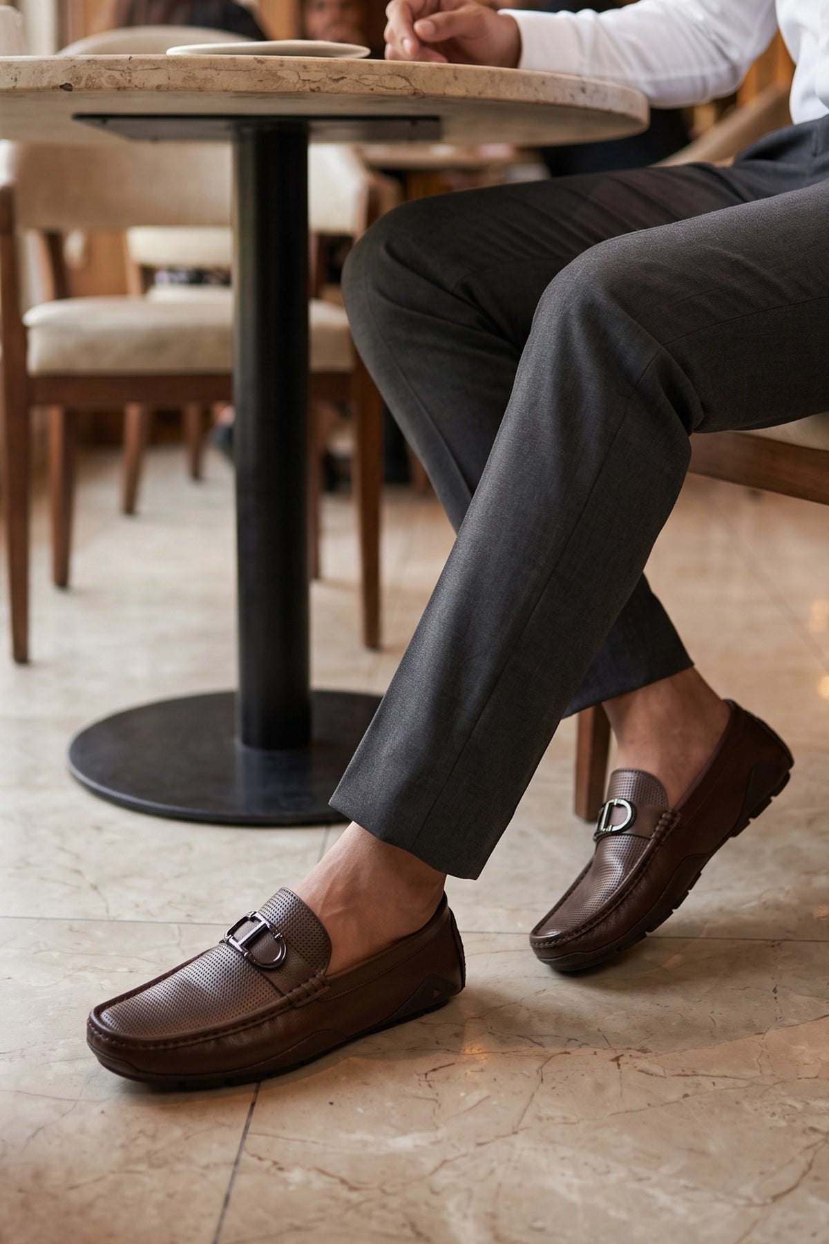 Brown Loafer Shoes 0130995