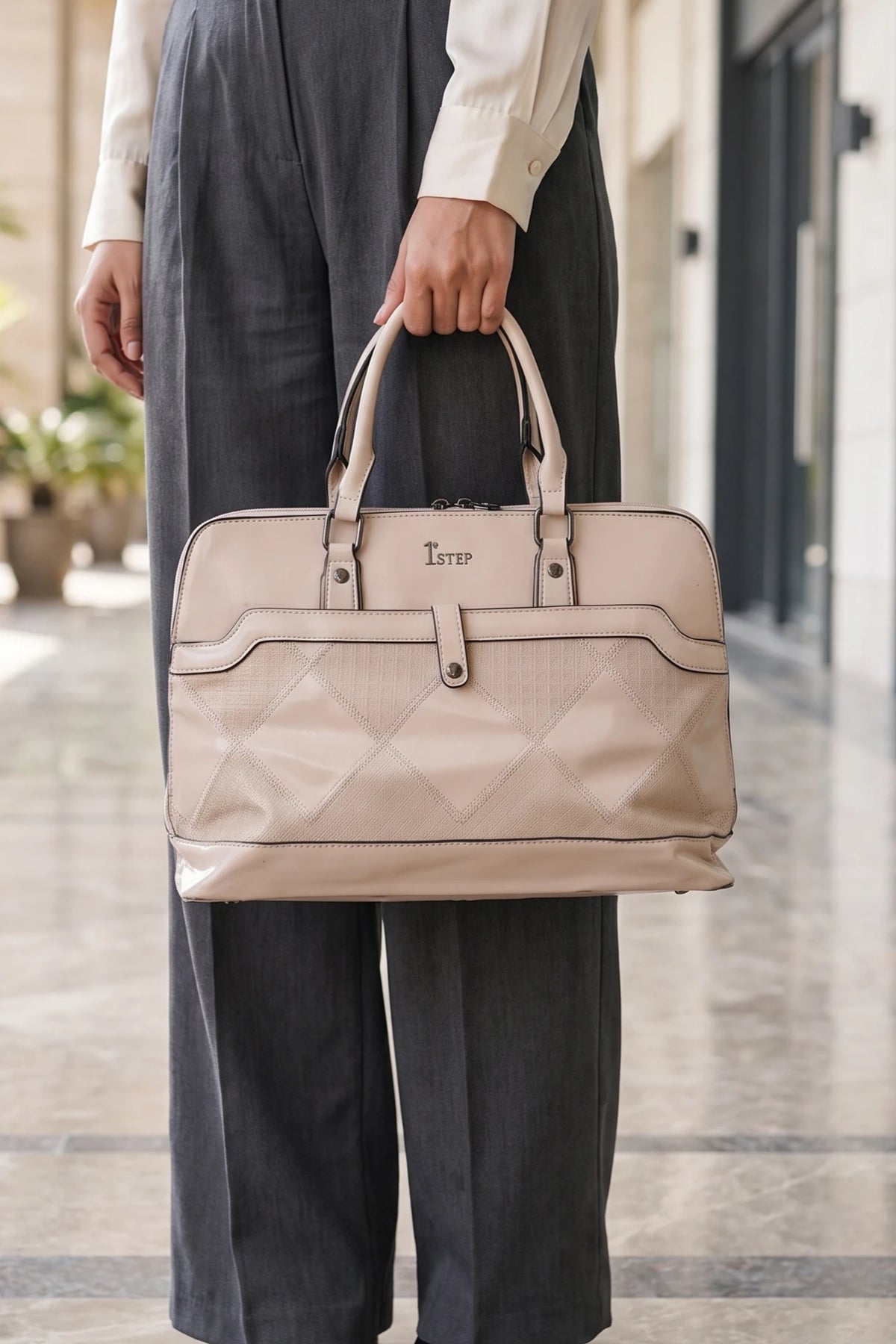 Casual Shoulder Bag Fawn 0331782