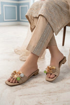 Fancy Slipper Fawn 0413507