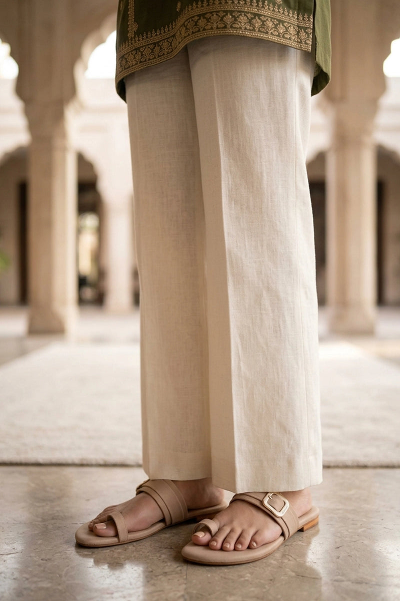 Fancy Slipper Fawn 0413717
