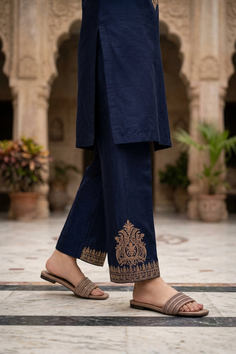 Fancy Slipper Fawn 0413788