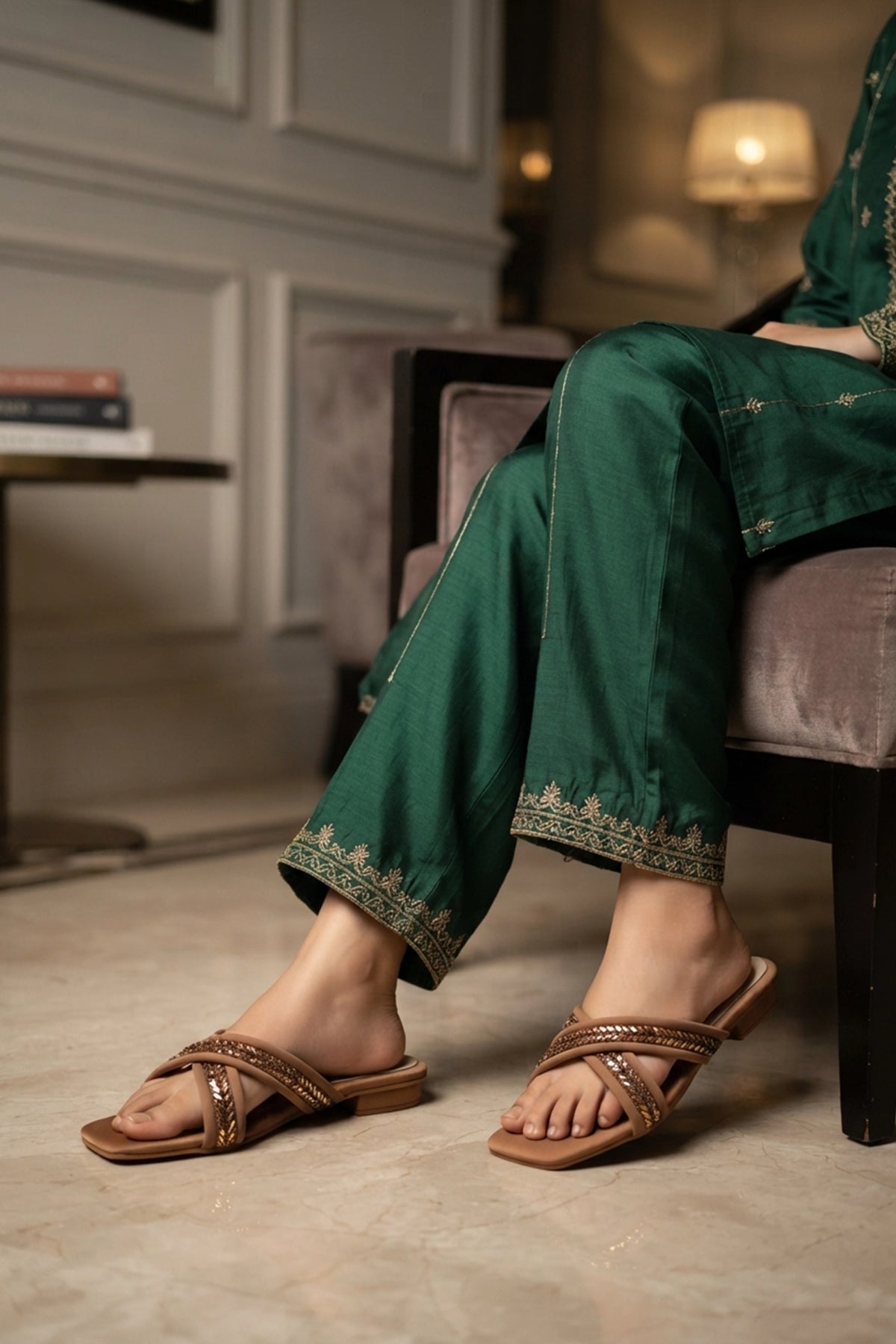 Fancy Slipper Fawn 0413849