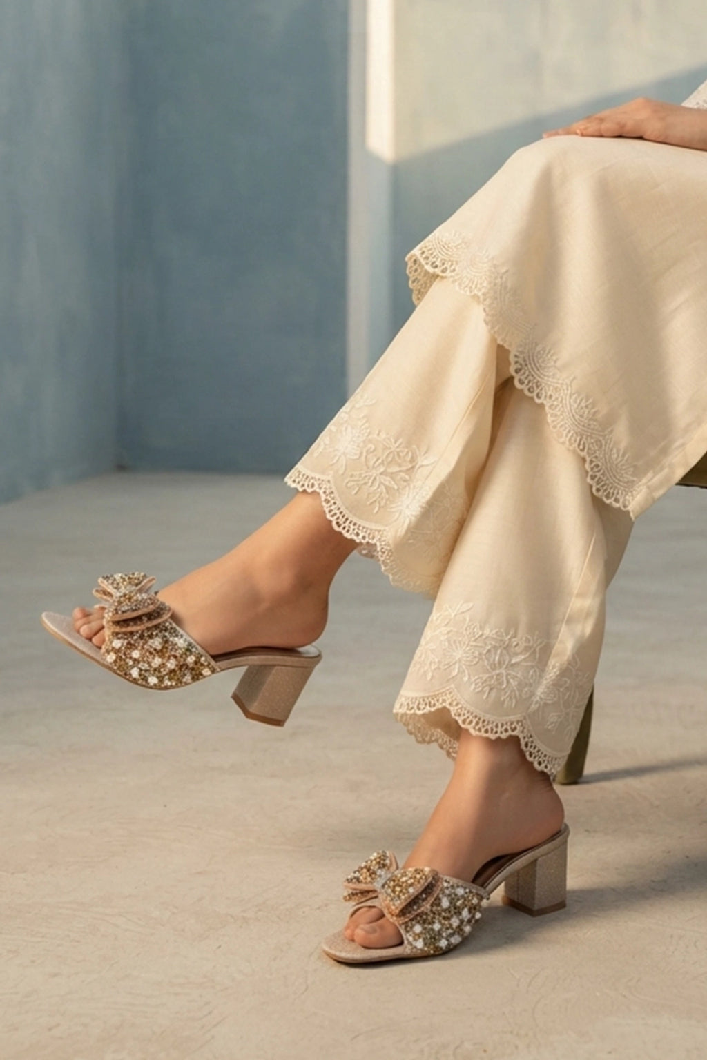 Fancy Slipper Golden 0413688