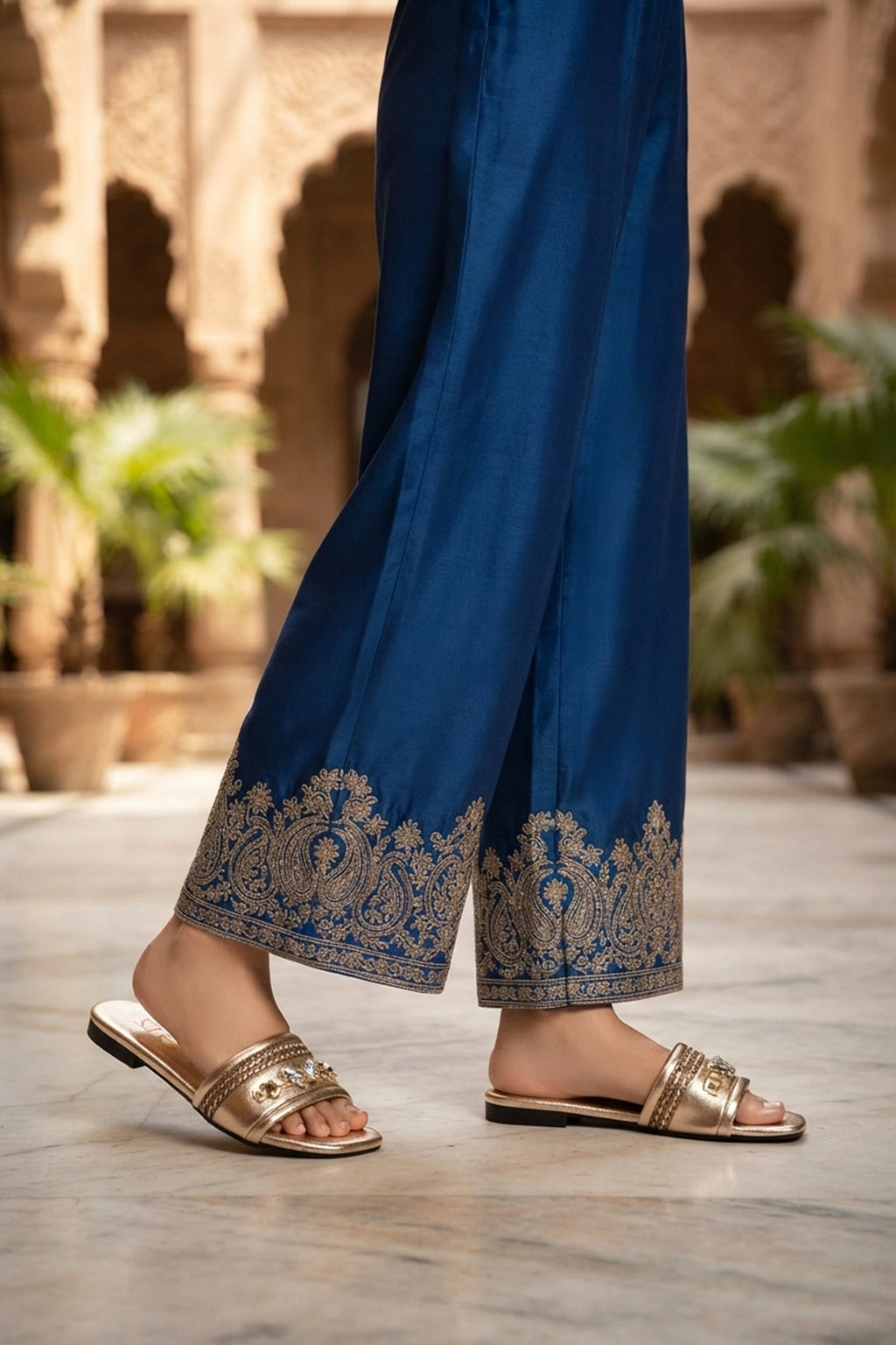 Fancy Slipper Golden 0413790