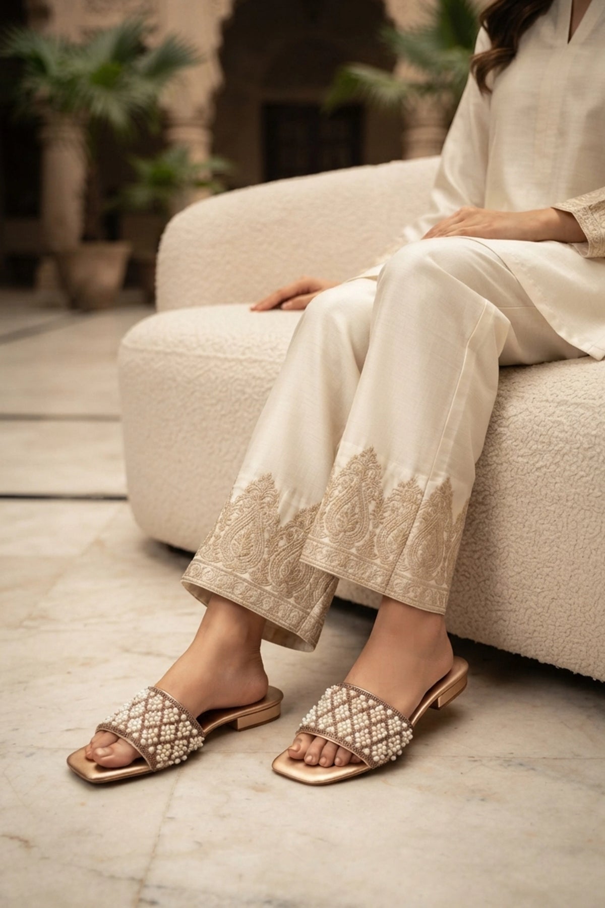 Fancy Slipper Golden 0413868