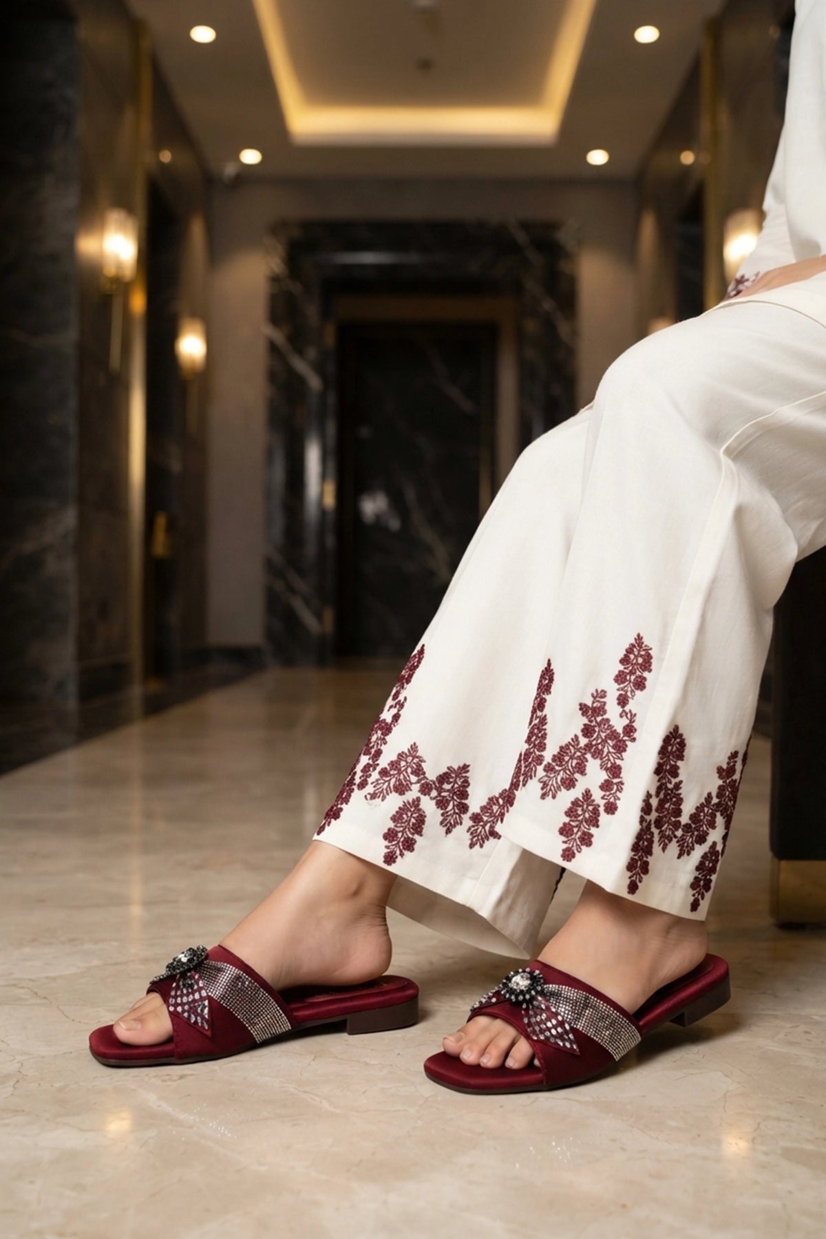 Fancy Slipper Maroon 0413670