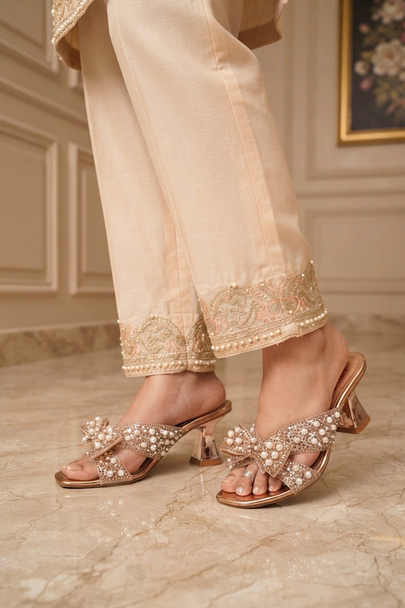 Fancy Slipper Peach 0413605