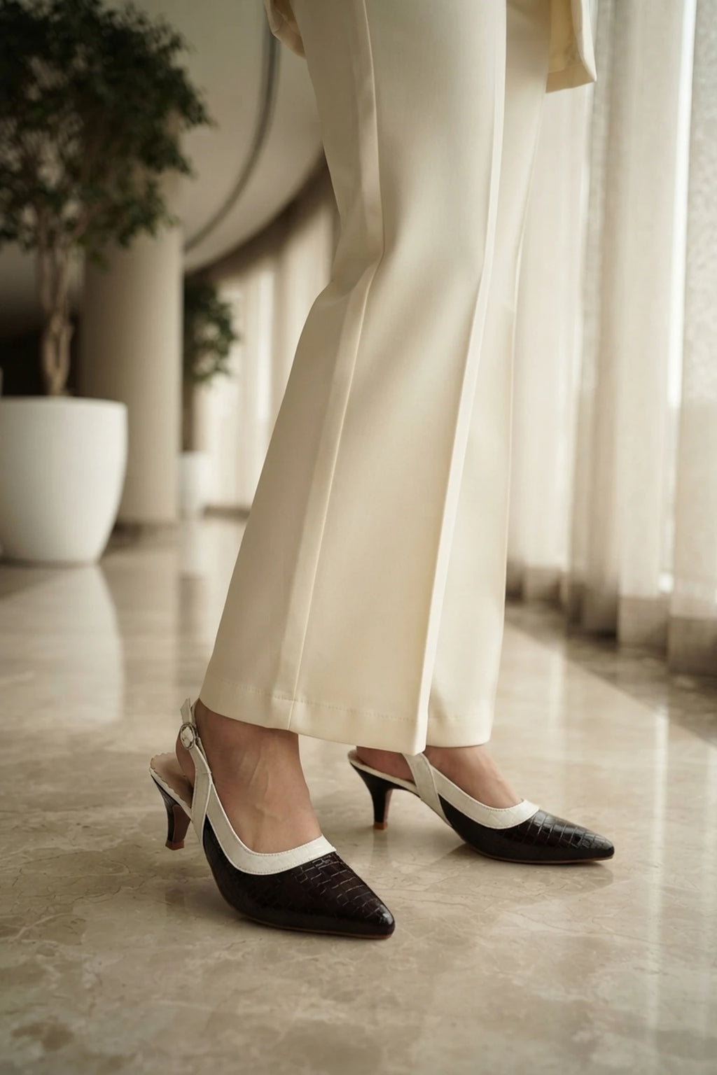 Casual Court Shoes Maroon 0450091