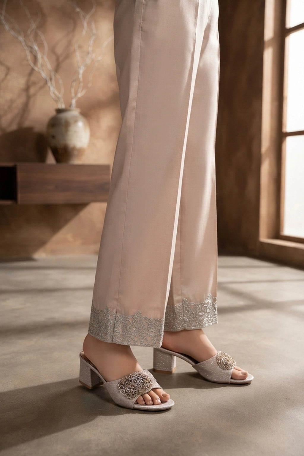 Gold Fancy Block Heel Slippers 0413059