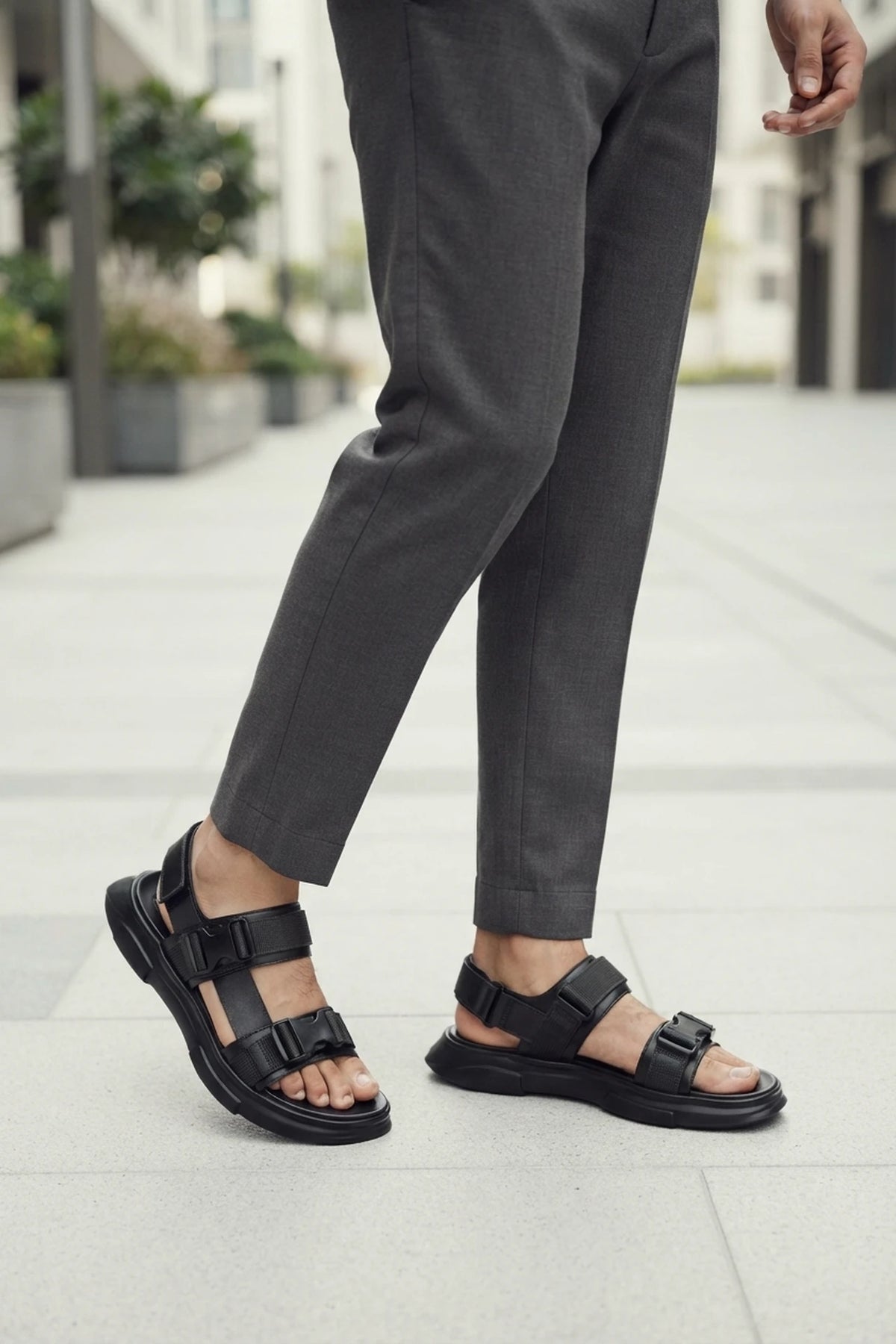 Gray Comfy Casual Sandals 0141163