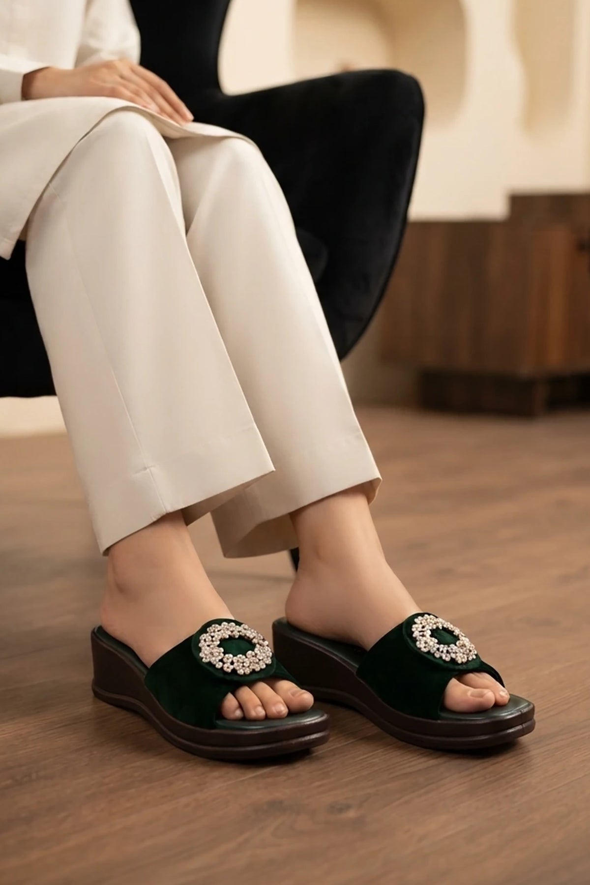 Green Womens Casual Slippers 0413137