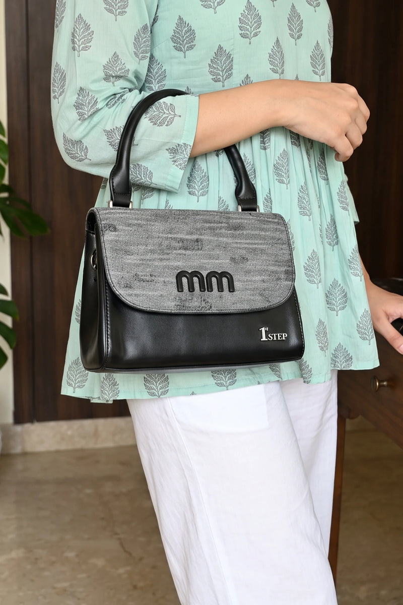 Hand Bag Black 0322331