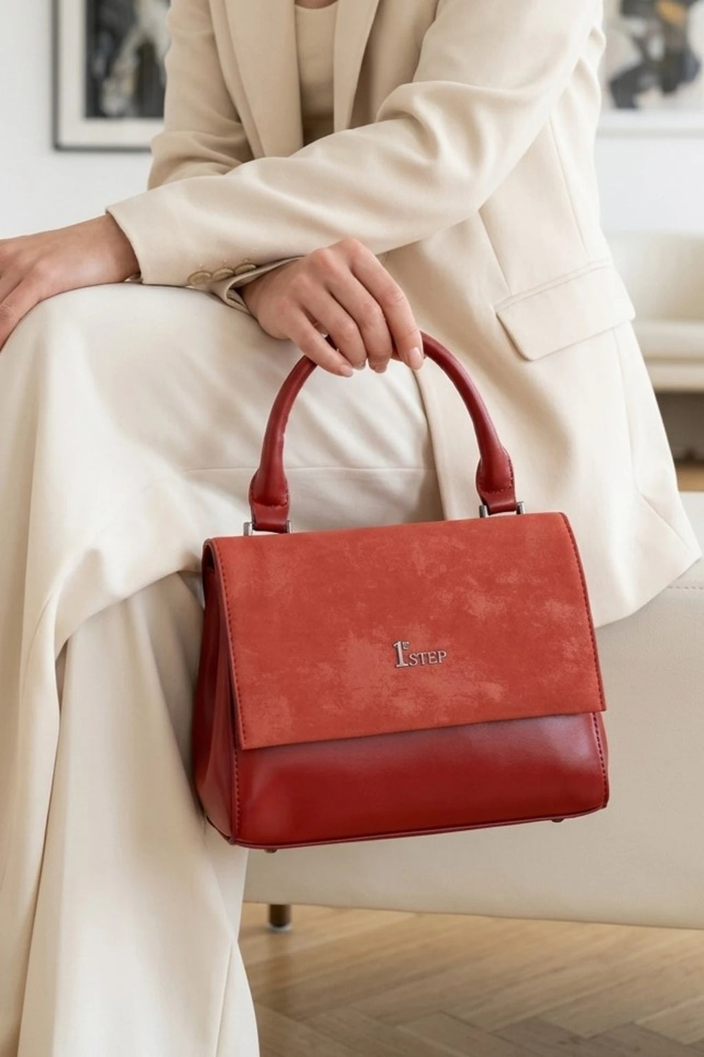 Hand Bag Red 0322332