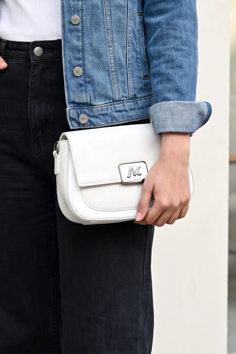 Hand Bag White 0322335