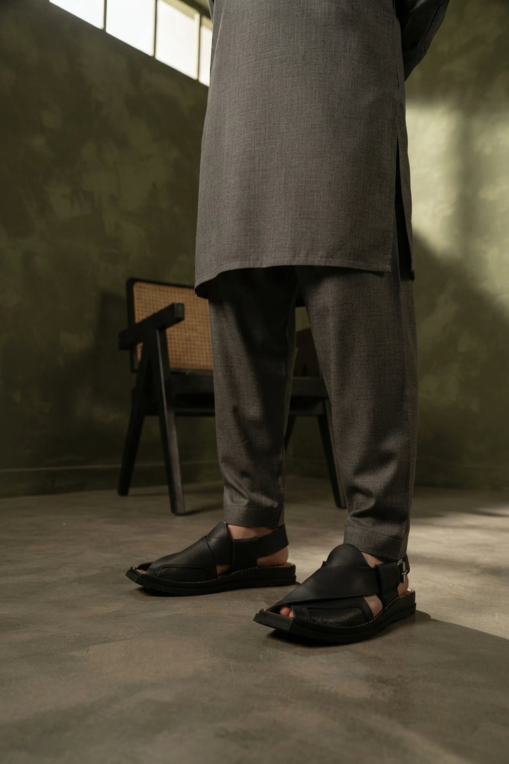 Kaptan Peshawri Sandal Black 0140992