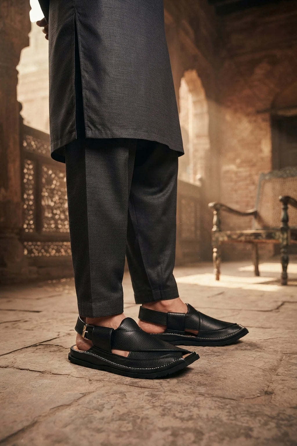 Kaptan Peshawri Sandal Black 0140997