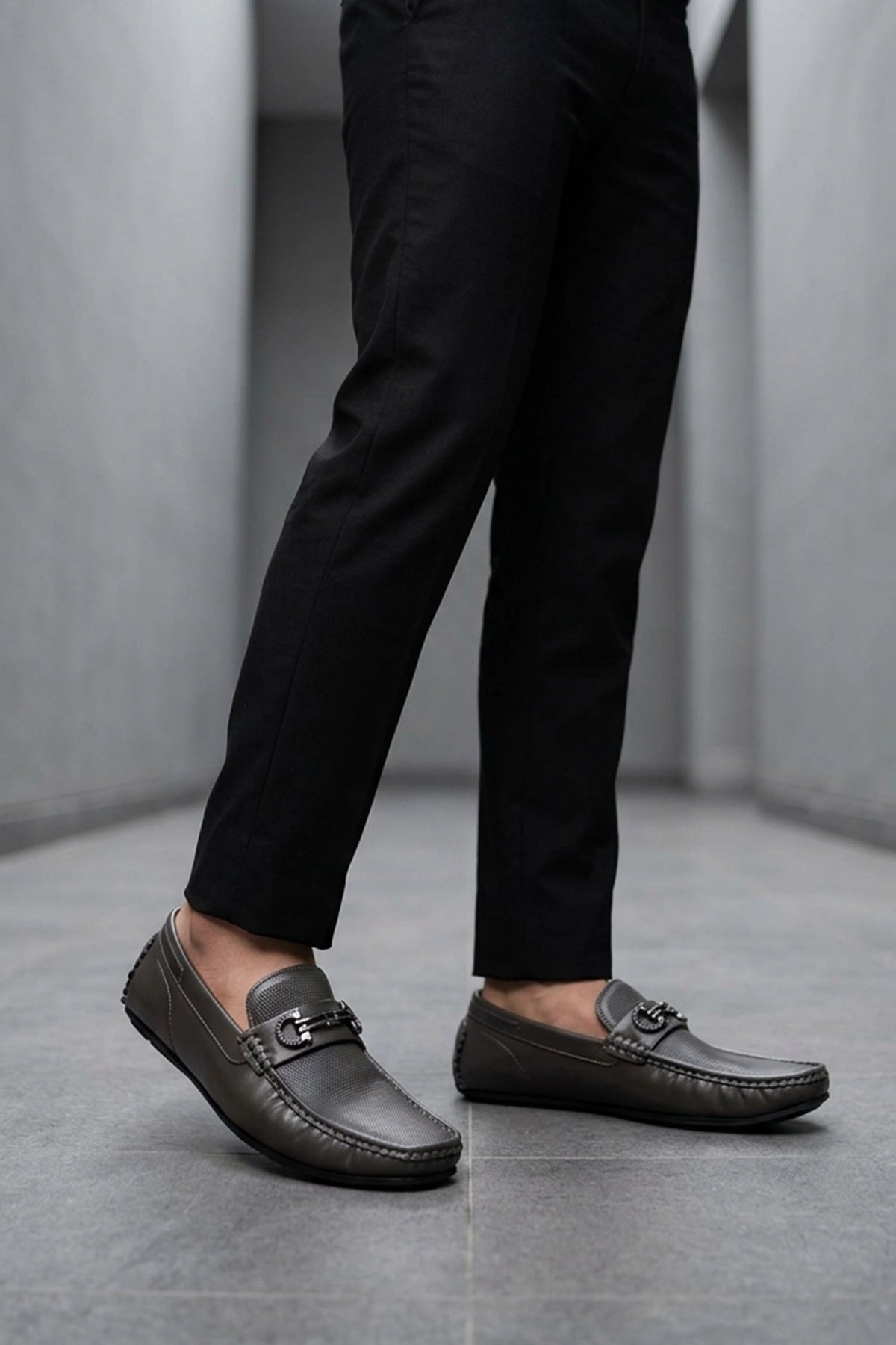 Loafer Shoes Gray 0131147