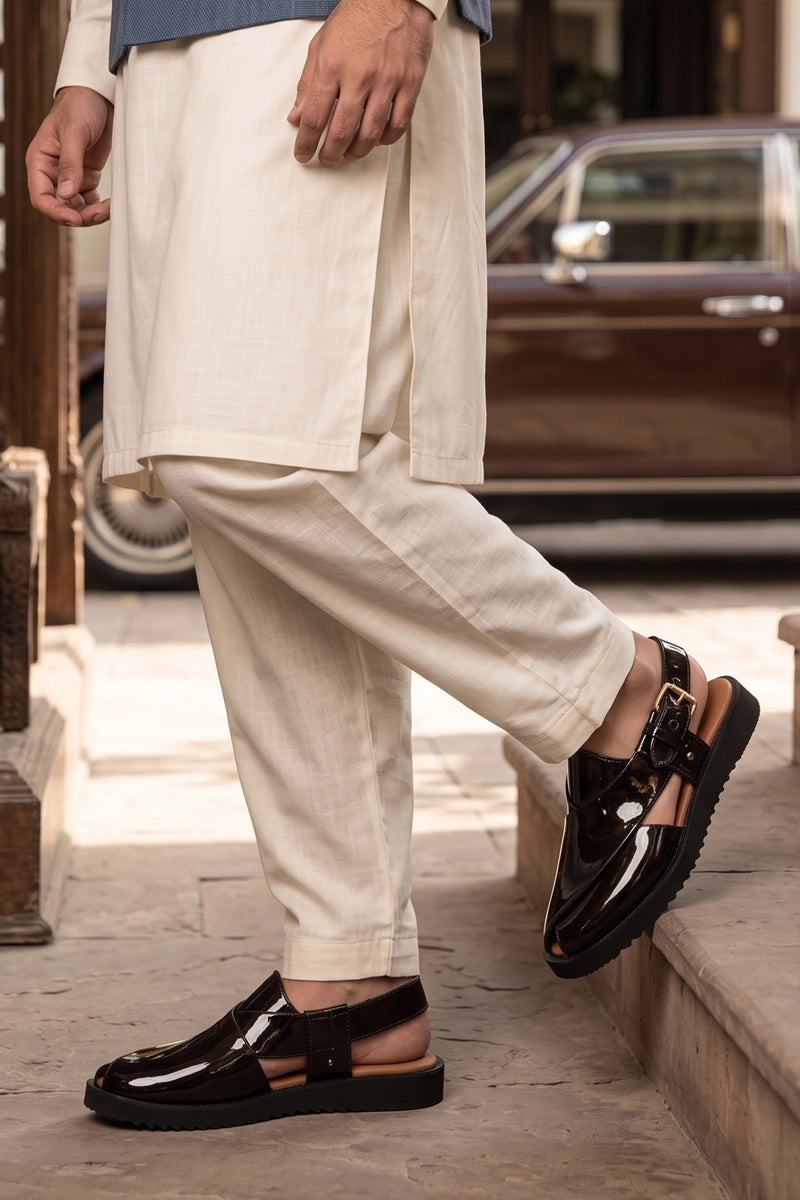 Mens Glossy Maroon Peshawari Chappal 0141099