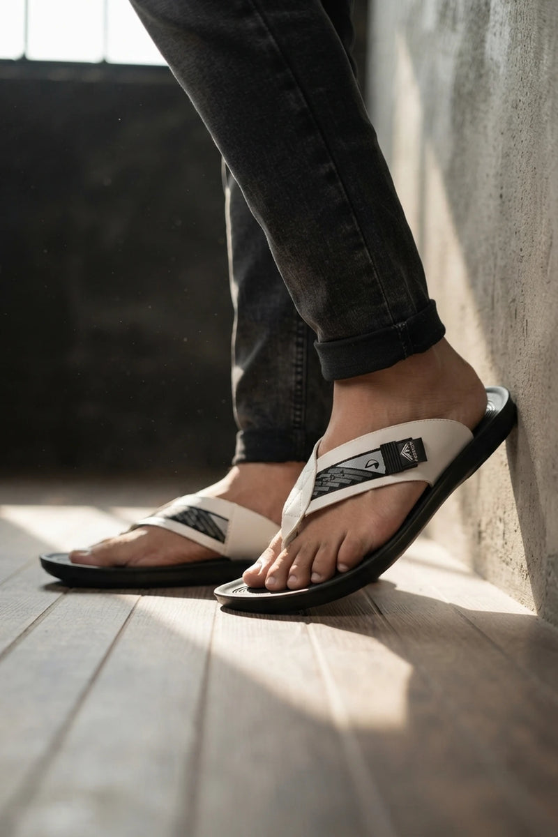 Mens White Casual Slippers 0151104