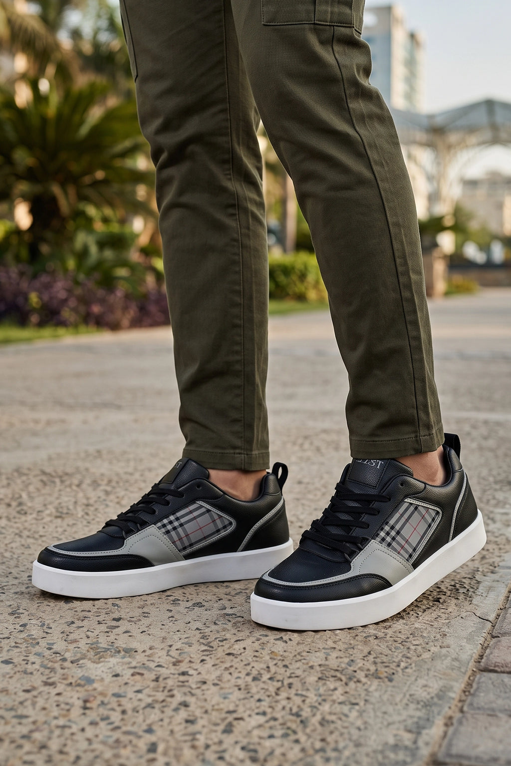 Sneaker Shoes Black 0120718