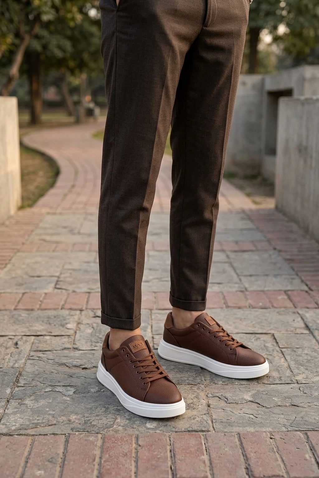 Sneaker Shoes Brown 0120717