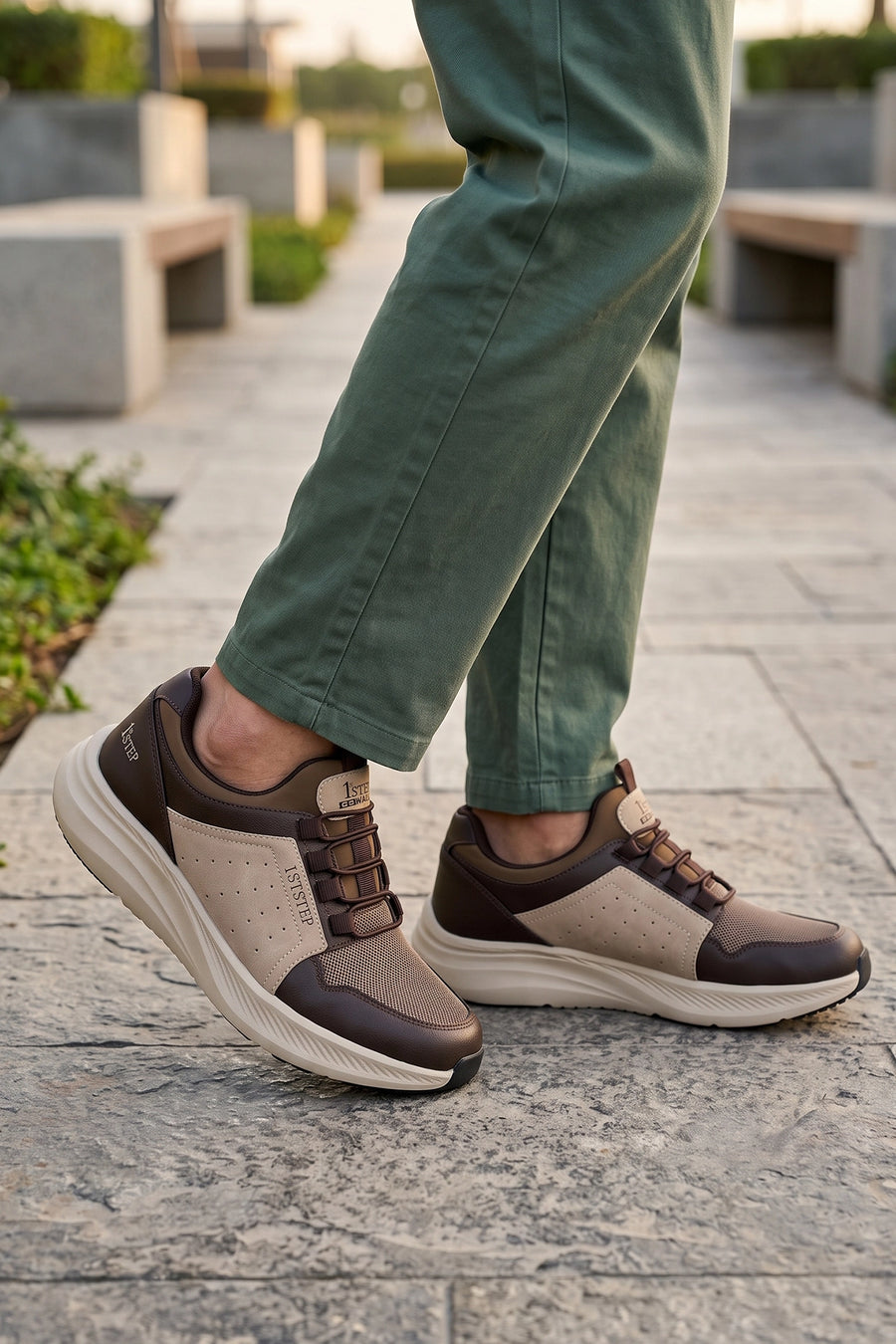 Sneaker Shoes Brown 0120748