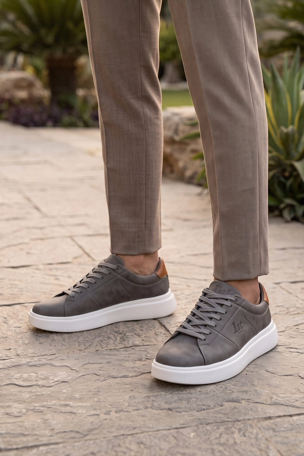 Sneaker Shoes Gray 0120739