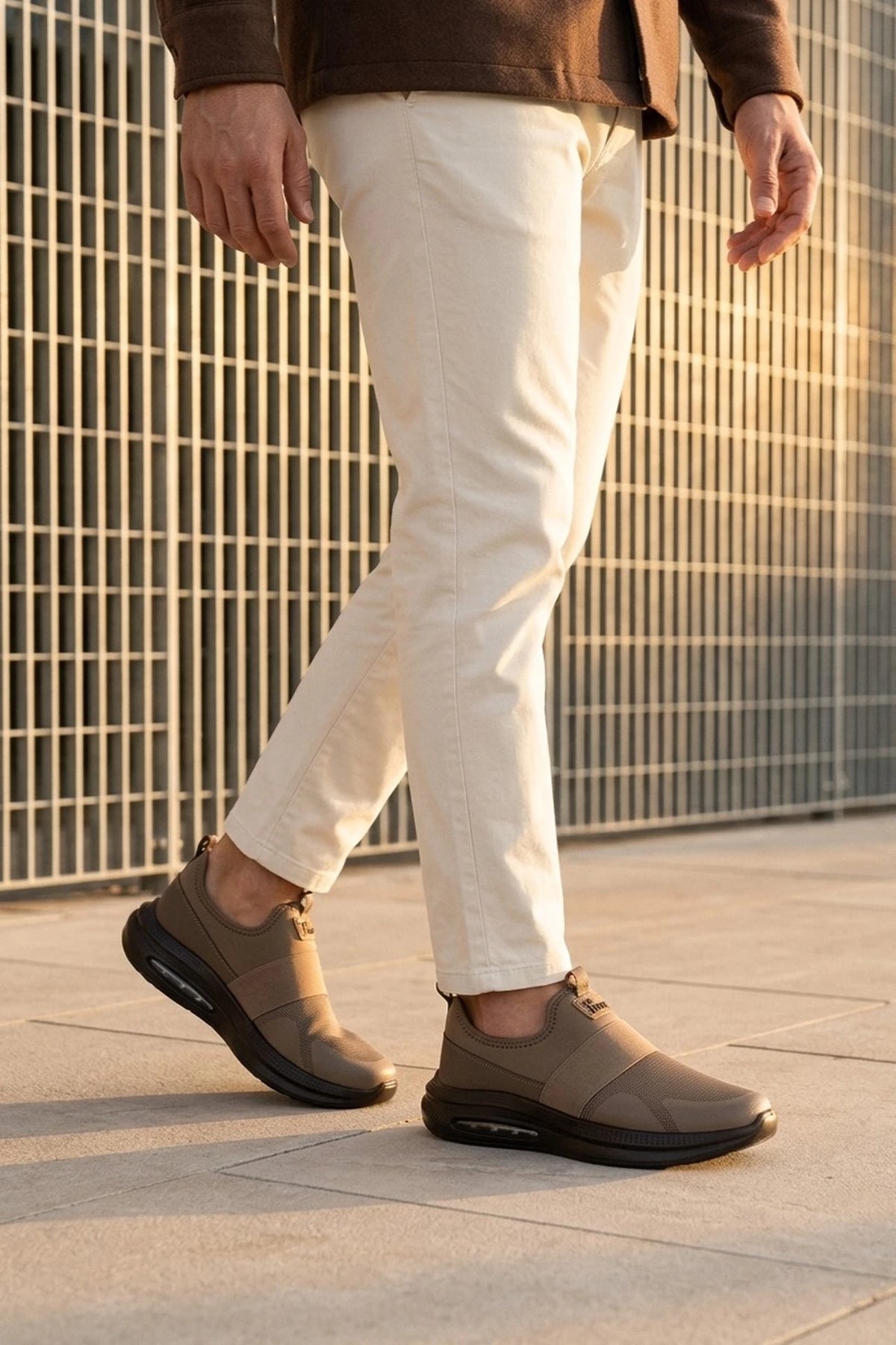Sneaker Shoes Light Brown 0120779