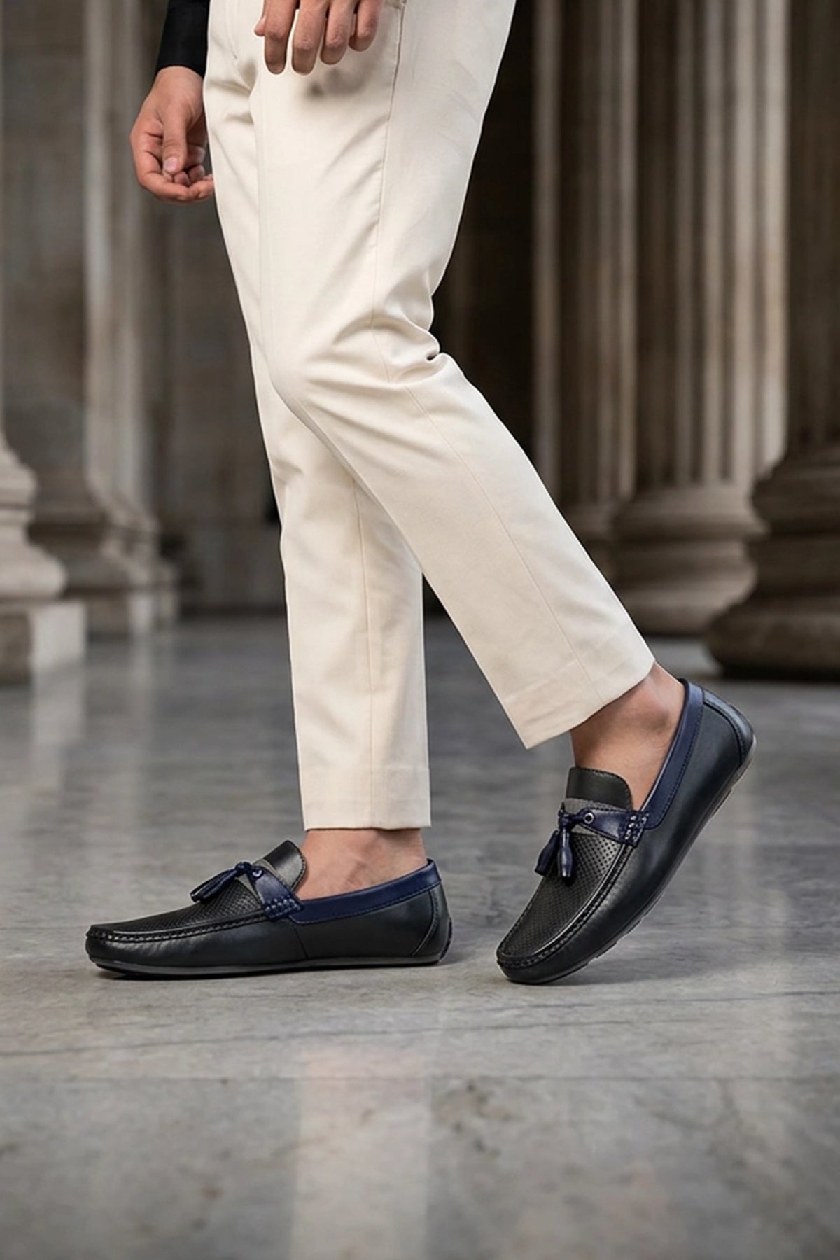 Thaddeus Gray Tassel Loafers 0130856