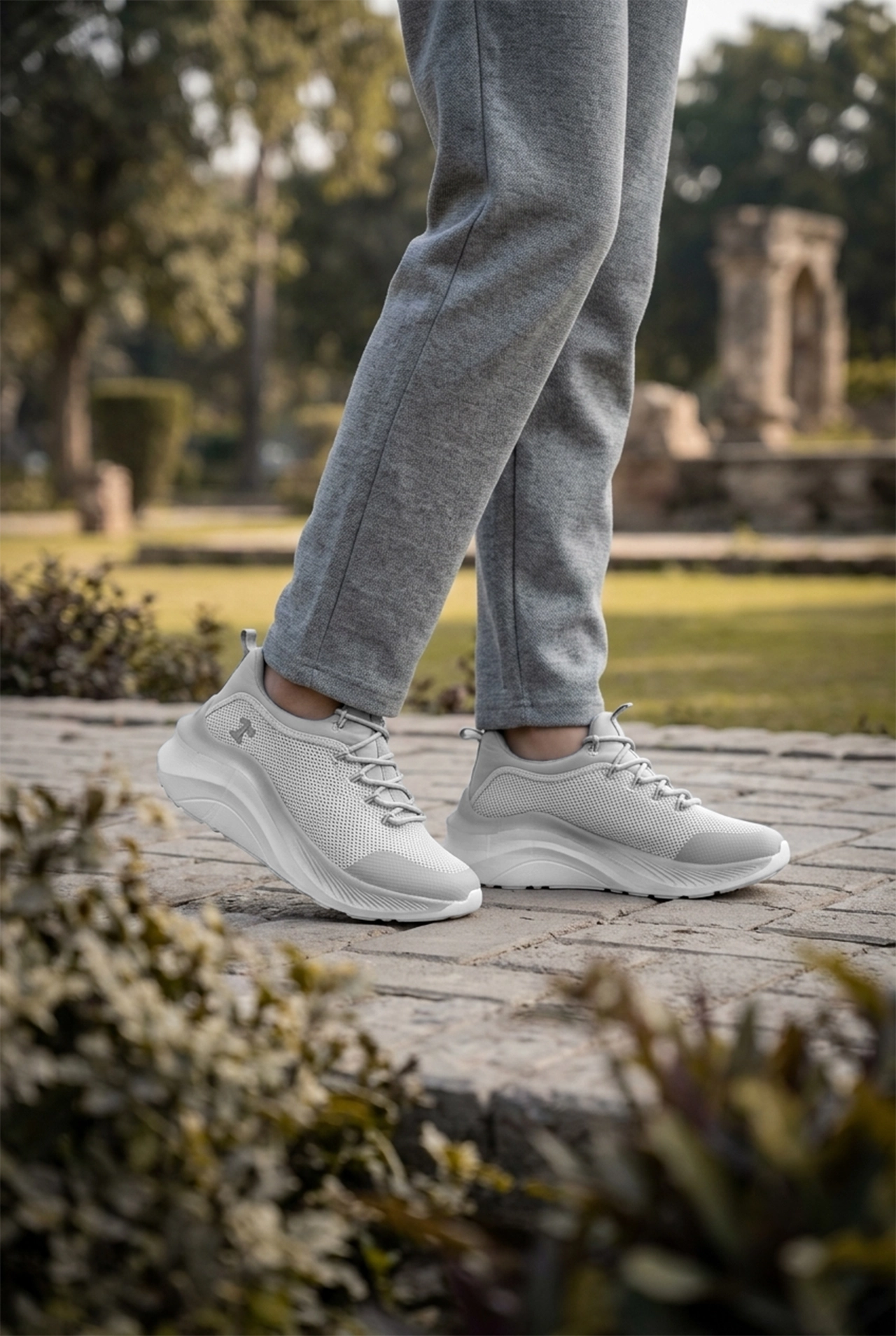 Women Sneaker Shoes Gray 0440892