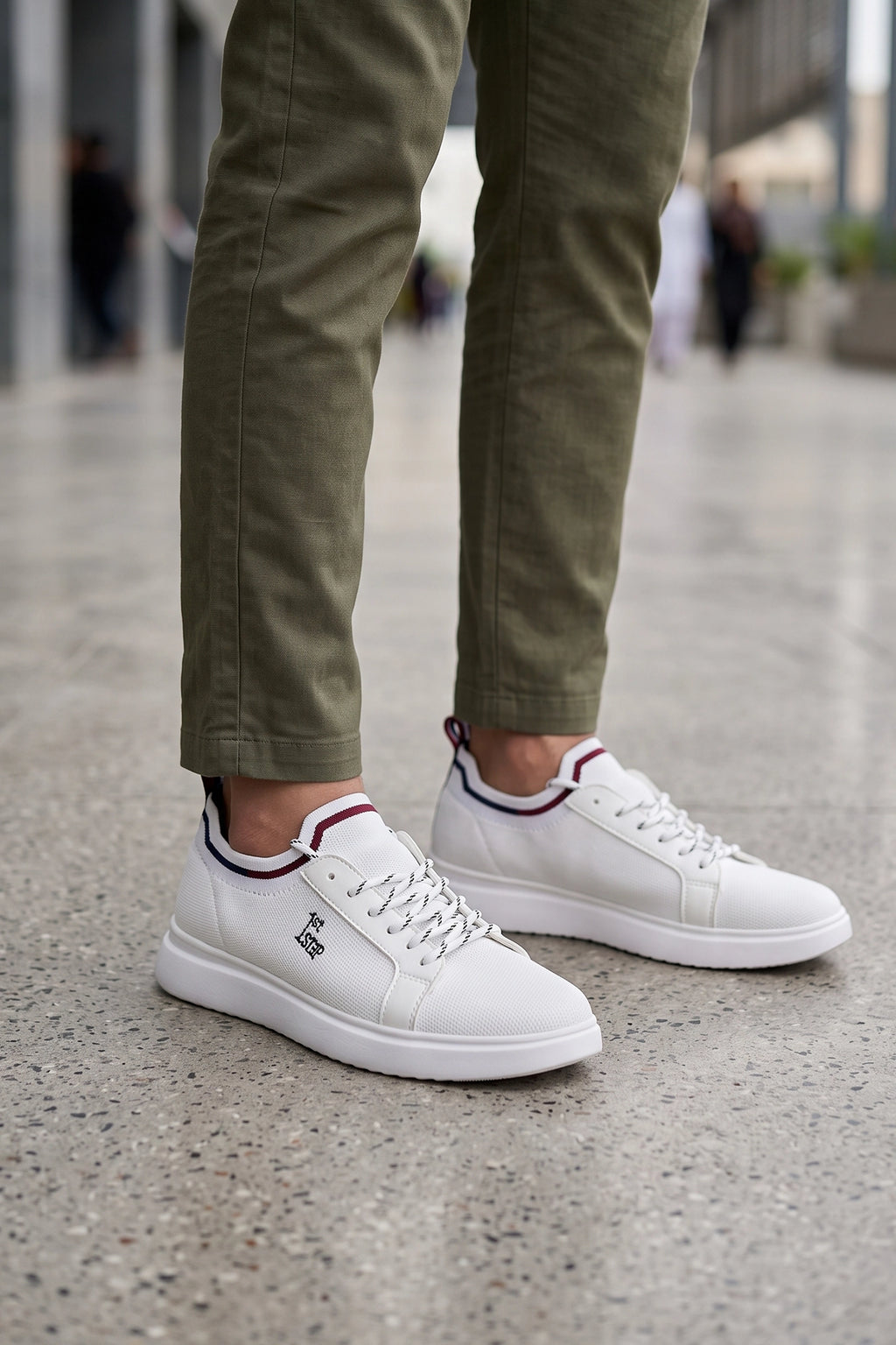 White Walking Sneakers For Men 0120546