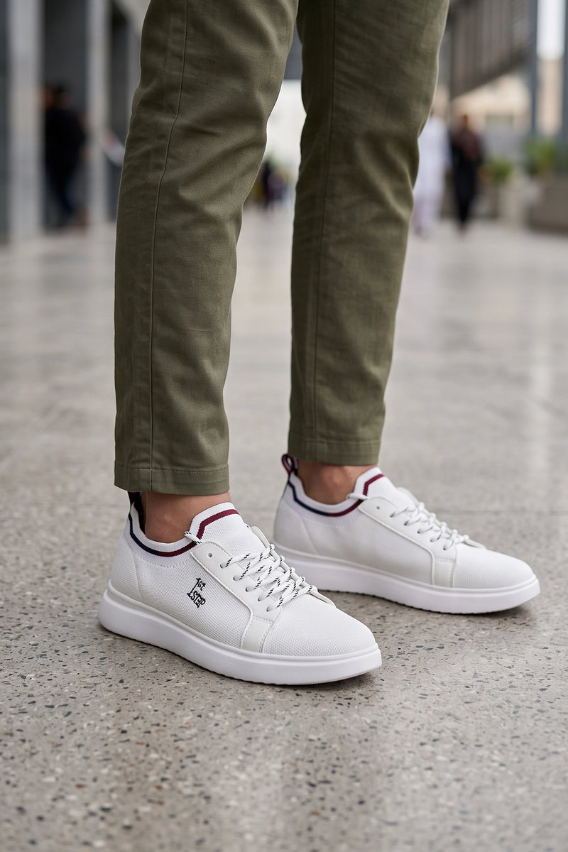 White Walking Sneakers For Men 0120546