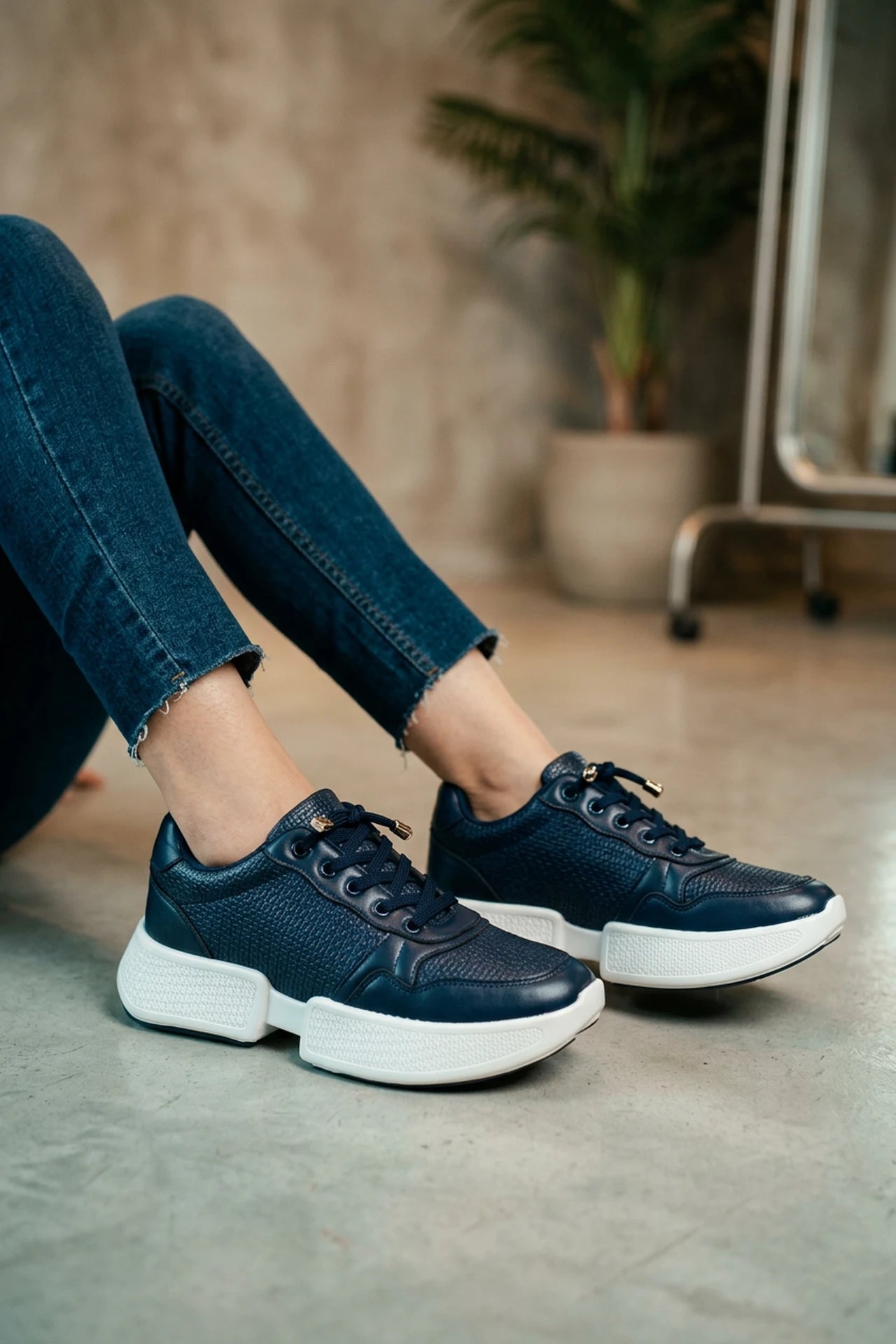 Women Blue Thick Sole Sneakers 0440650