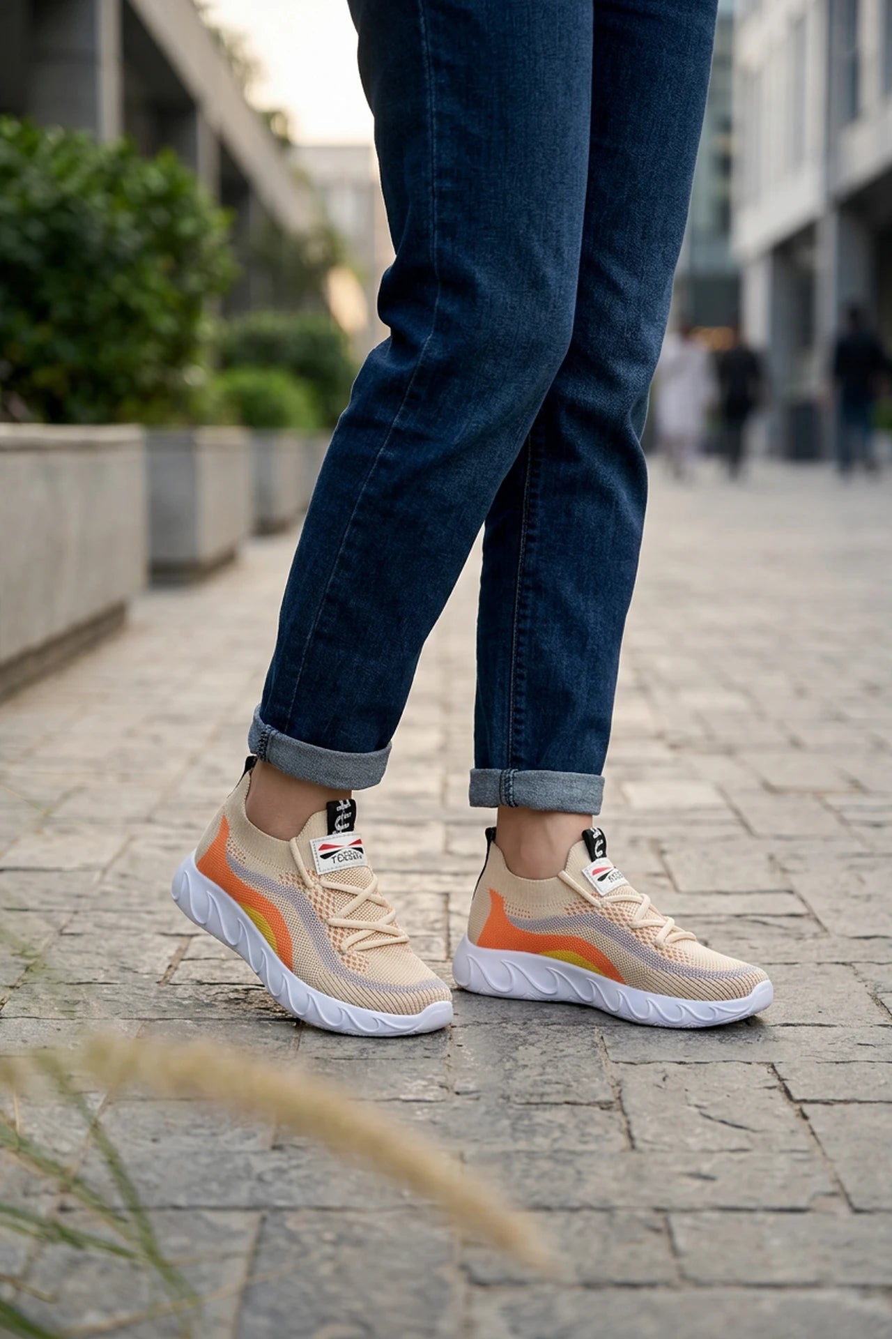 Women Fawn Sneakers Shoes 0440845