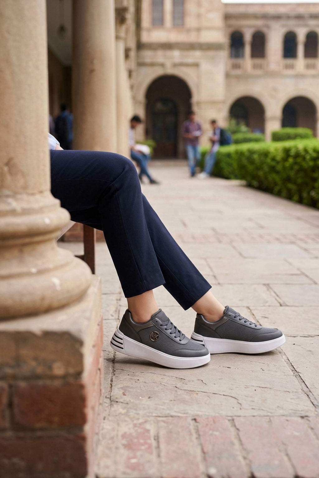 Women Gray Sneakers 0440647