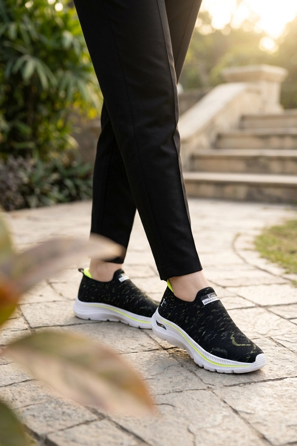 Women Sneaker Shoes Black 0440899