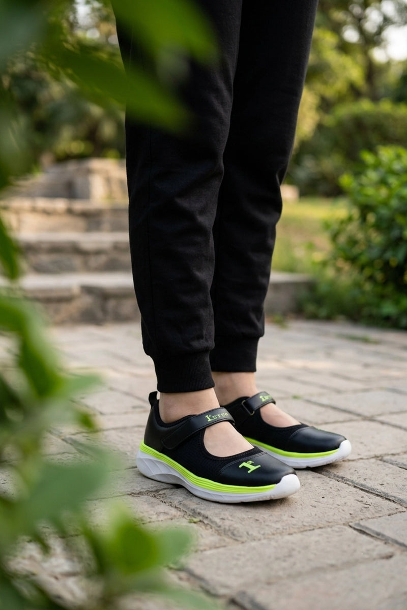 Women Sneaker Shoes Black 0440901