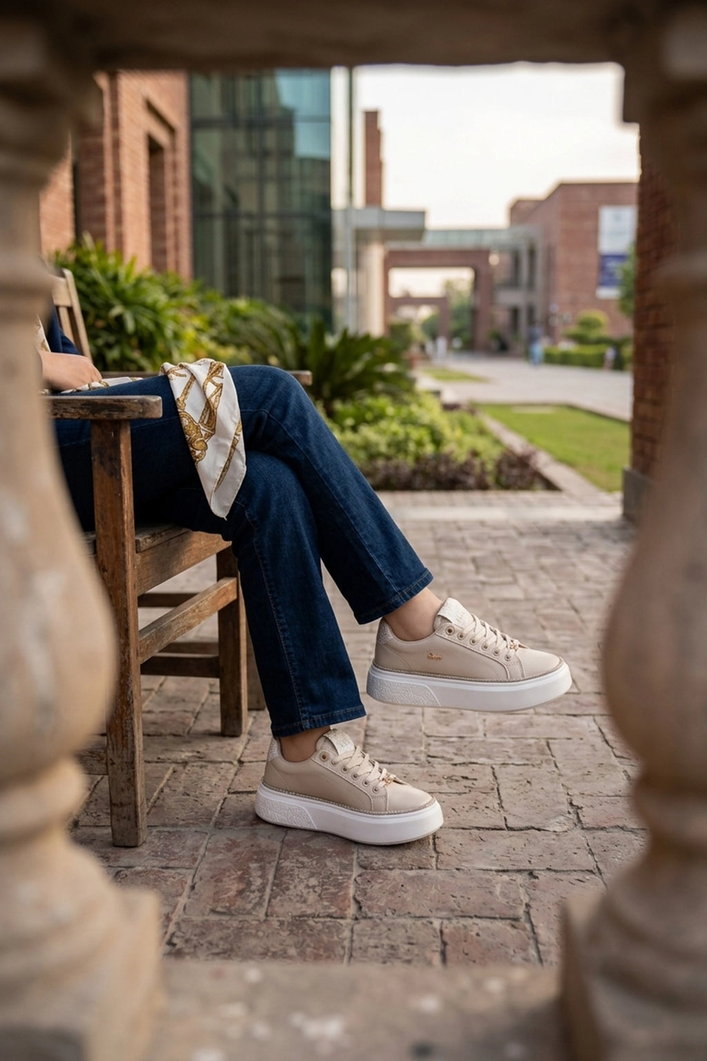 Women Sneaker Shoes Fawn 0440915