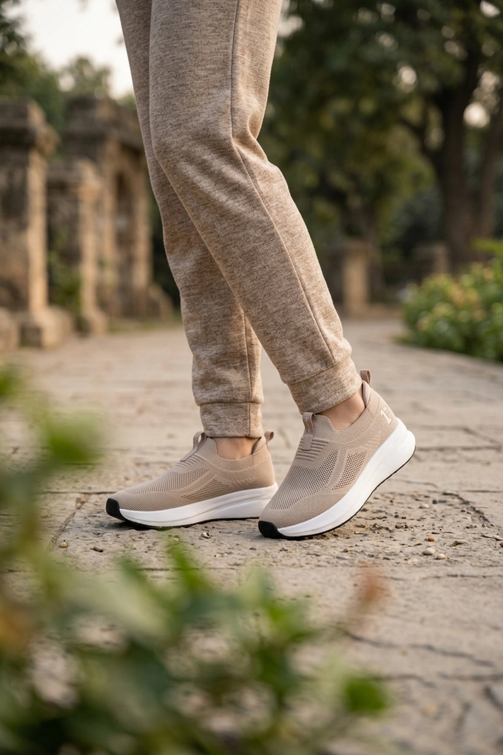 Women Sneaker Shoes Fawn 0440999