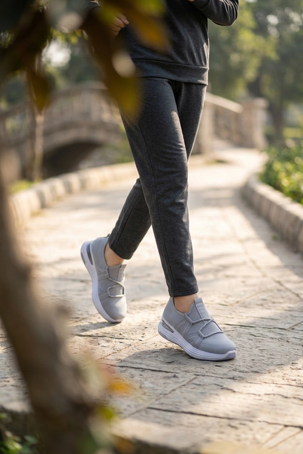 Women Sneaker Shoes Gray 0440889