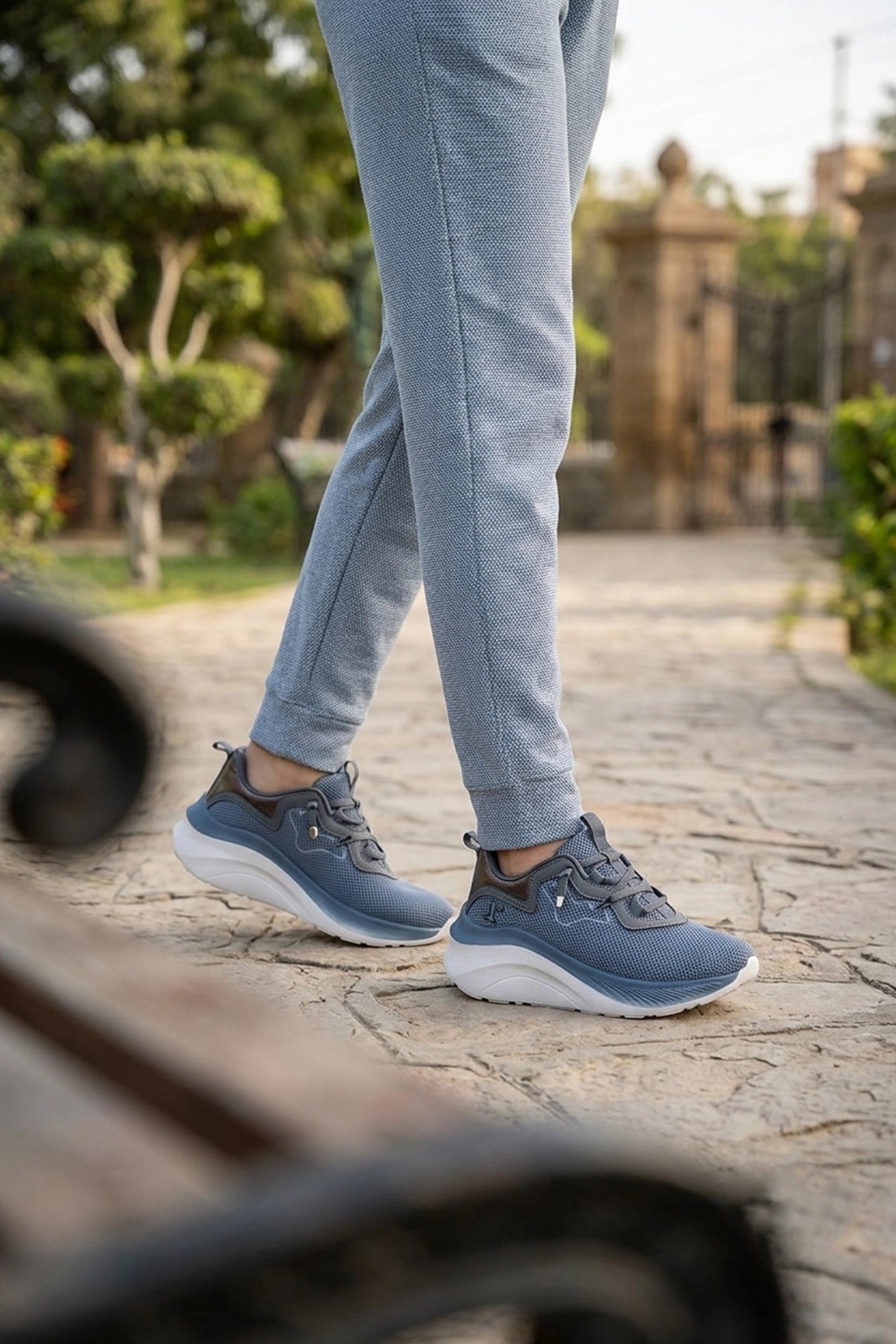 Women Sneaker Shoes Gray 0440891