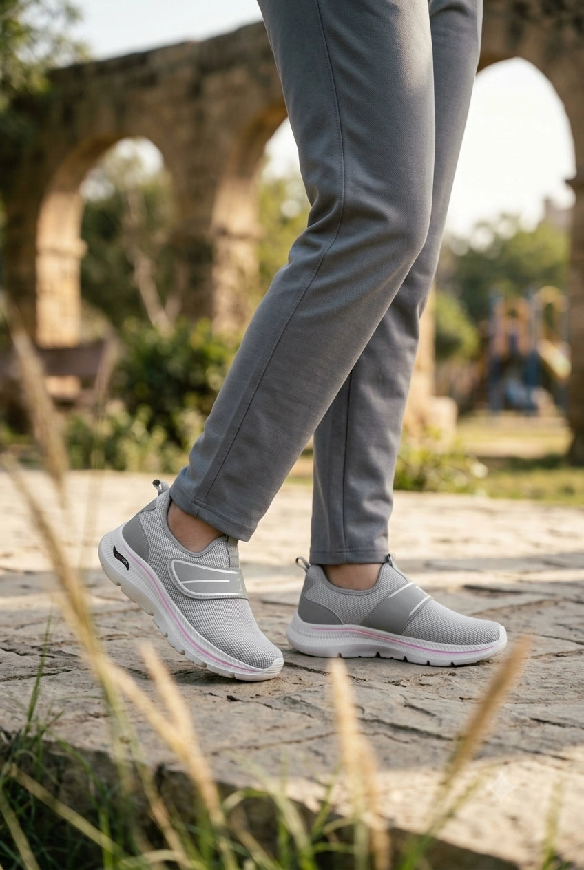 Women Sneaker Shoes Gray 0440898