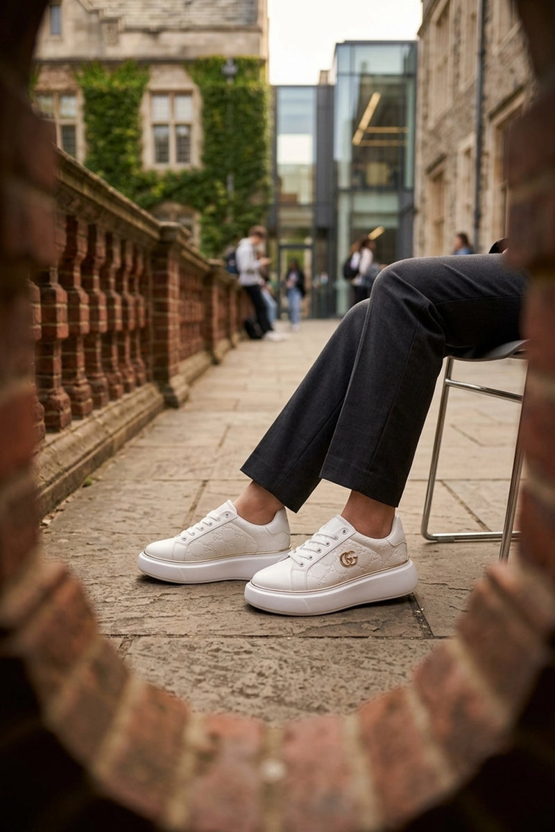 Women White Lace up Sneakers 0440645
