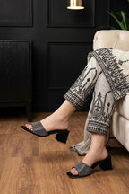 Womens Black Fancy Slippers 0412956