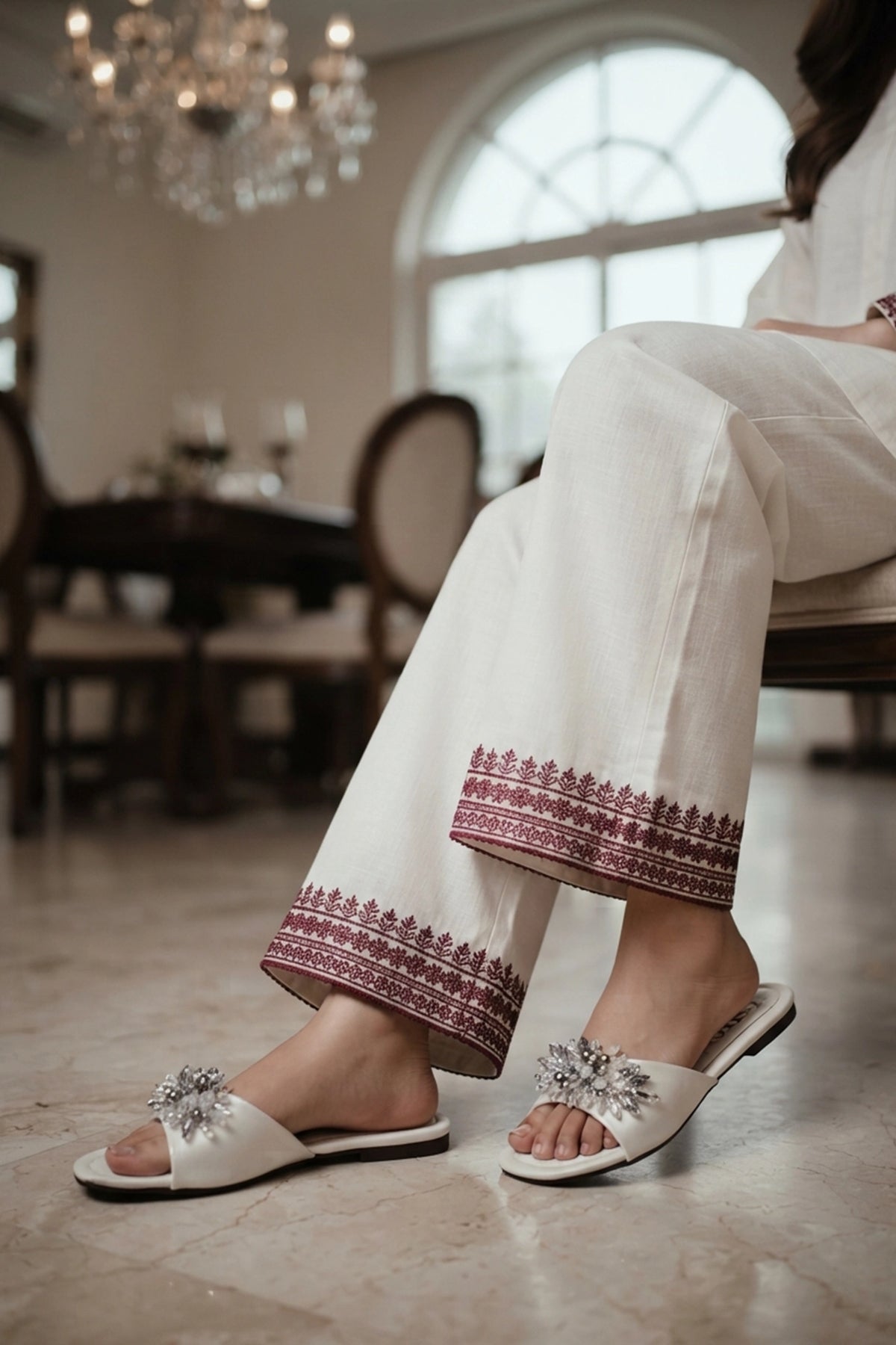 Womens White Fancy Slippers 0413030