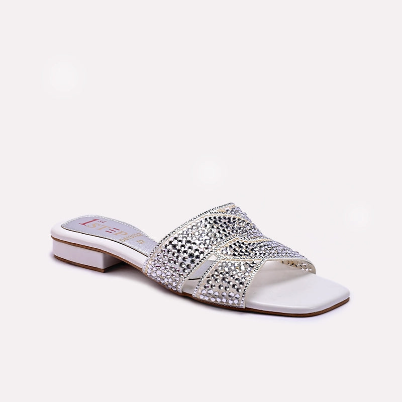 Womens_White_Fancy_Slippers_0413022_1.webp