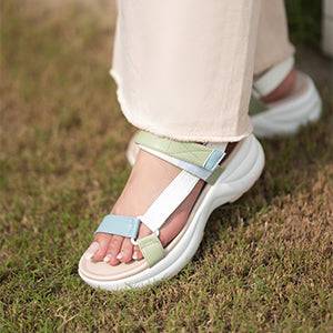LADIES SANDALS