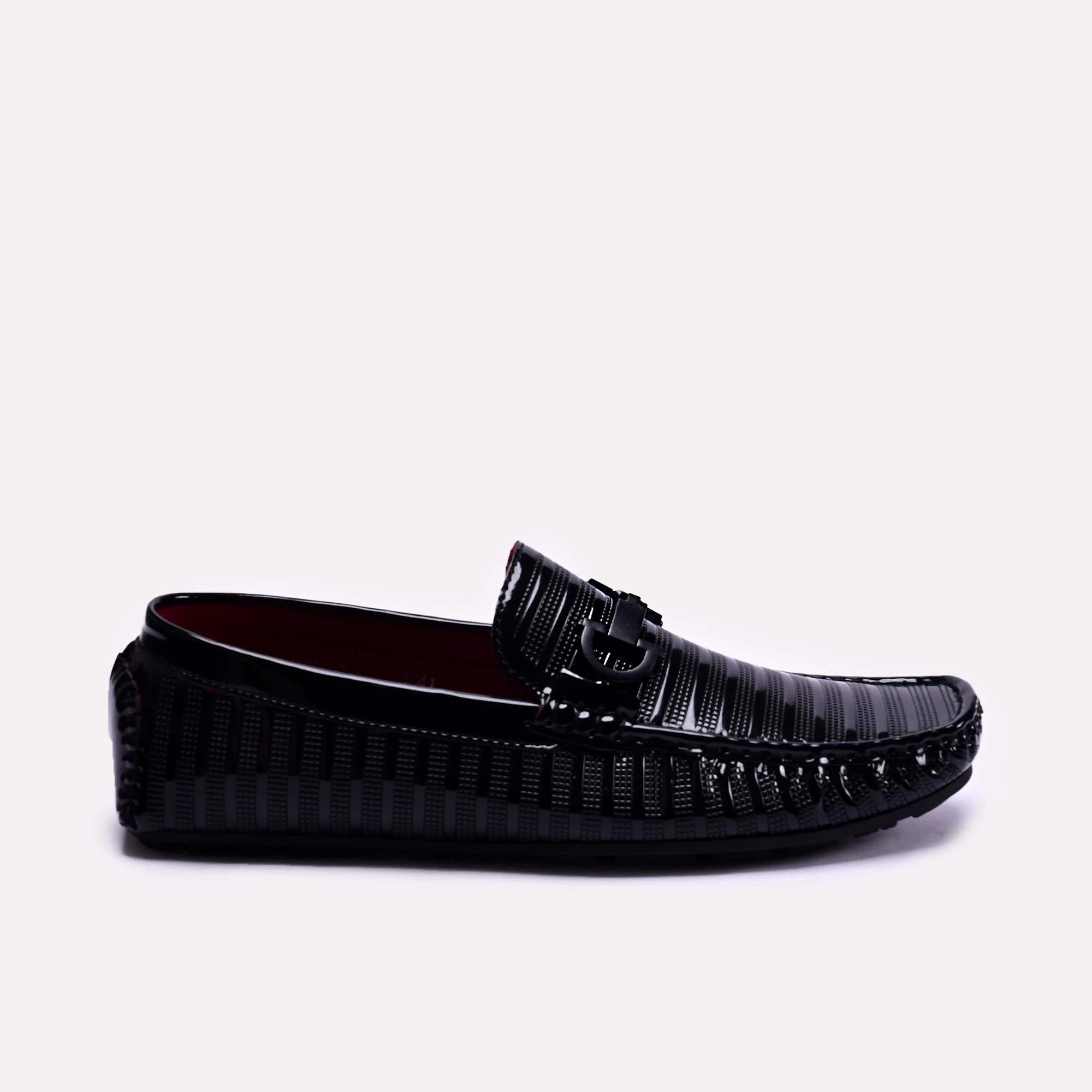 alvin_black_striped_loafers_0130795_2.webp